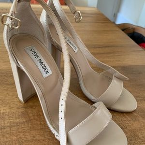 Steve Madden Taupe Heels